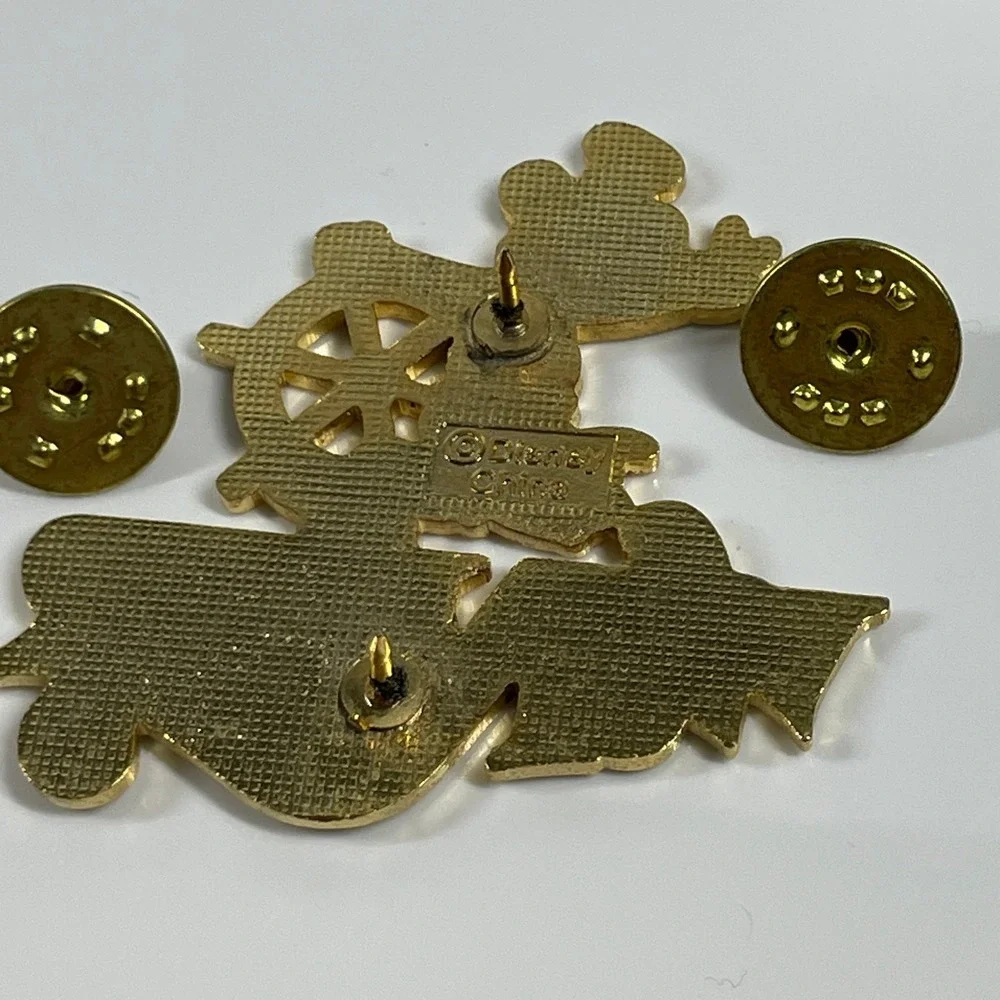 Limited Edition 5000 Disney Magic Cruise Wonder Pin Steamboat Mickey Vintage